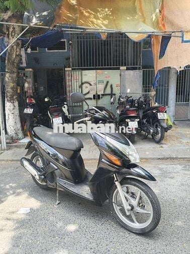 Honda Click Tự động màu Đen bs 85