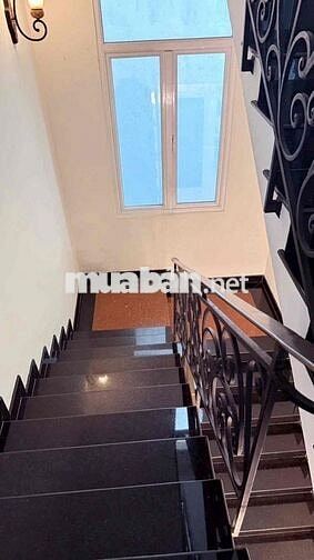 BIỆT THỰ MẶT TIỀN HOÀNG VĂN THỤ PHÚ NHUẬN CHO THUÊ