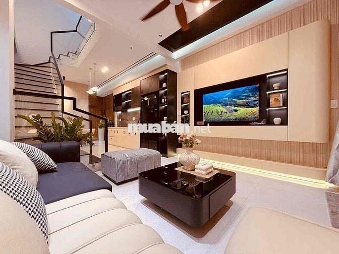 Cho thuê nhà kiệt 408 Trưng Nữ Vương, Hải Châu, 3PN full nội thất