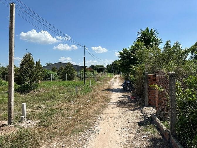 6x40 có 140m2 thổ cư. Ngay KCN Phước Đông. 480tr. Rẻ 