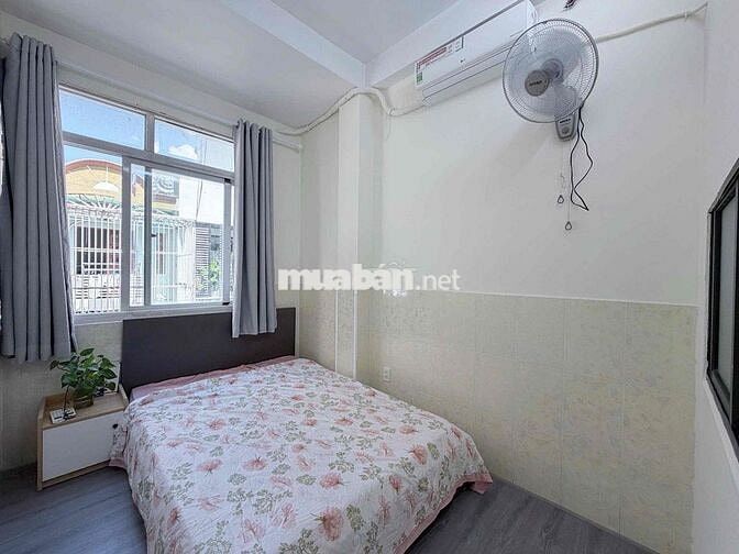 2 Phòng ngủ 1 Phòng khách 50m2 ngay Đào Duy Anh Phú Nhuận
