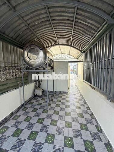 Cho thuê nhà 4PN 2 lầu sân thượng hẻm 1886 Huỳnh Tấn Phát