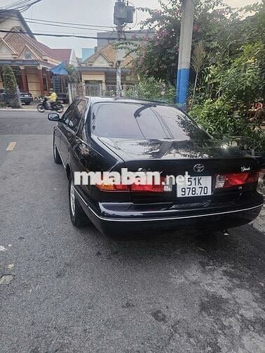 Toyota Camry Mỹ Đen