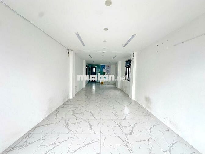 Cho thuê nhà mặt tiền đường chính thích hợp kinh doanh – 35 tr/tháng