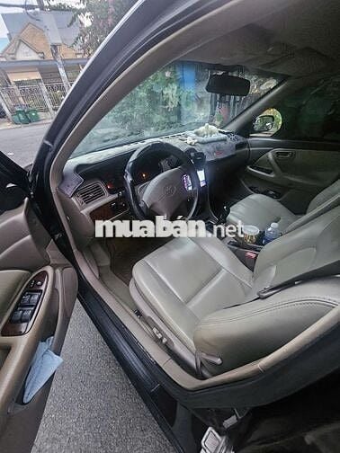 Toyota Camry Mỹ Đen