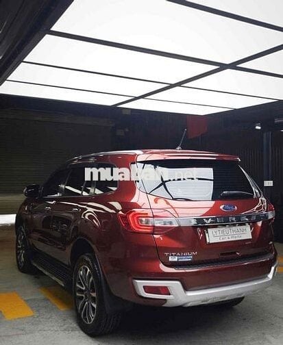 Ford Everest Titanium 2 cầu 2018 Đỏ