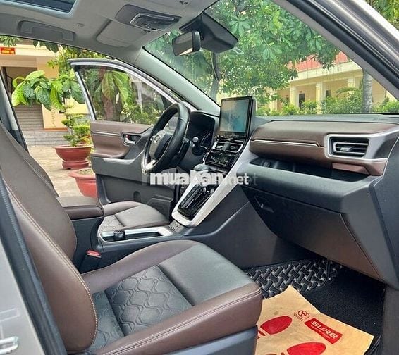 TOYOTA INNOVA HYBRID HEV 2024 (XĂNG + ĐIỆN)