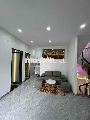 225 CHO THUÊ NHÀ ĐẸP 3 PHÒNG NGỦ FULL NỘI THẤT