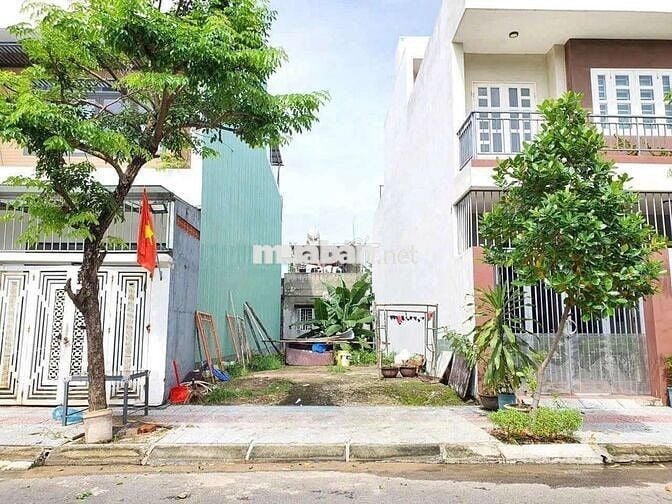 BÁN ĐẤT MẶT TIỀN QL50 - GẦN BẾN XE Q8, 100M2 FULL THỔ CƯ,PHÁP LÝ SHR.