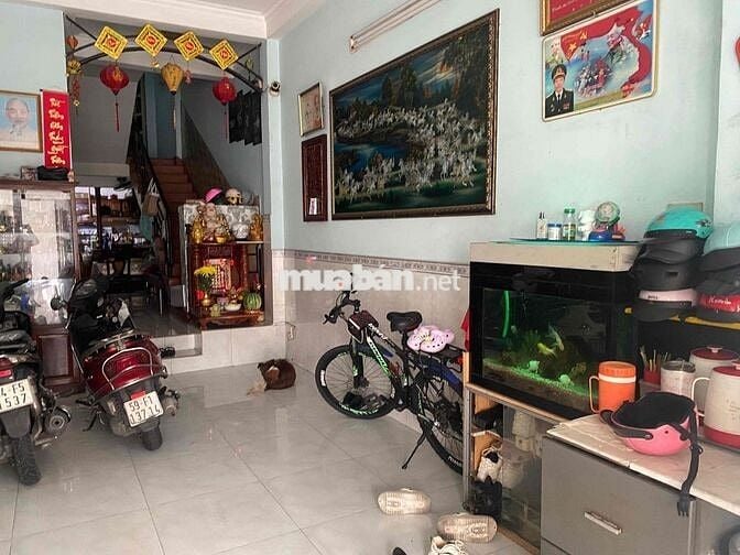 Cho thuê mặt bằng hẻm Quận 3 ( đầu hẻm), hẻm rộng 6m