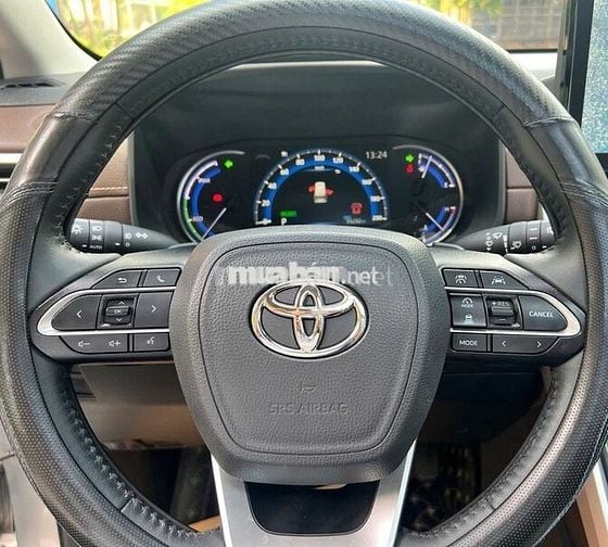 TOYOTA INNOVA HYBRID HEV 2024 (XĂNG + ĐIỆN)