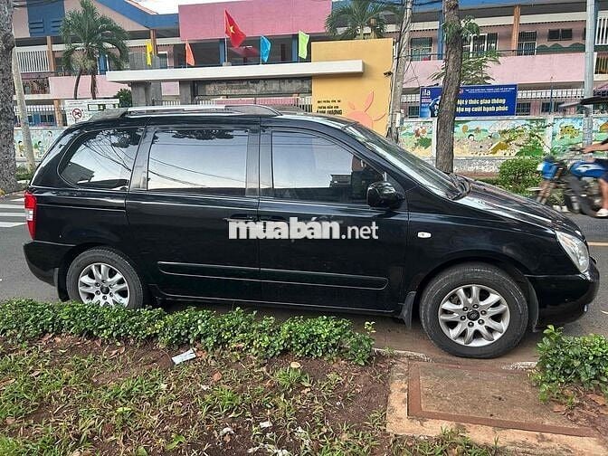 Kia Carnival 2009 Số sàn màu Đen