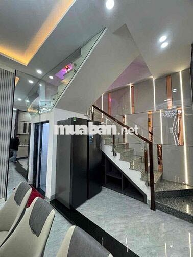 225 CHO THUÊ NHÀ ĐẸP 3 PHÒNG NGỦ FULL NỘI THẤT