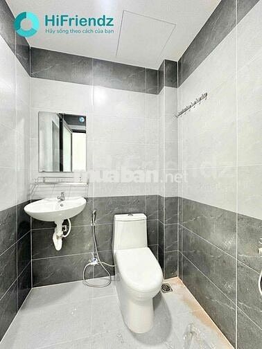 STUDIO CỬA SỔ GẦN ĐẠI HỌC NGUYỄN TẤT THÀNH