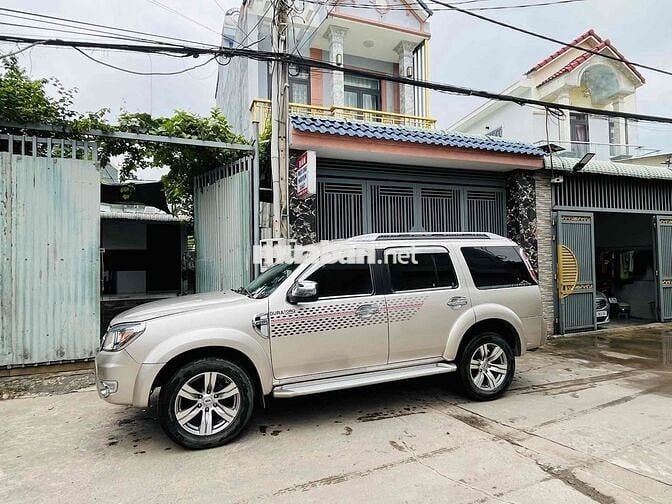 Ford Everest 2011 Số sàn Vàng cát