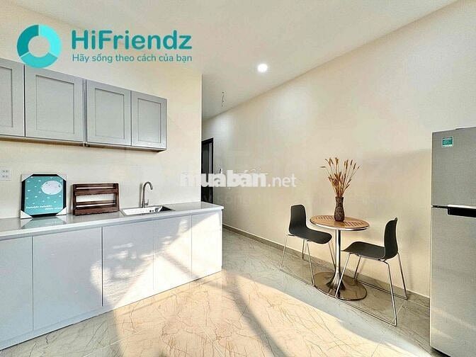 Cho thuê căn hộ cao cấp ngay tại Vạn Phúc - view cửa sổ lớn siêu chill
