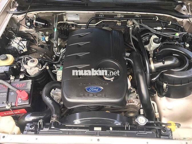 Ford Everest 2011 Số sàn Vàng cát