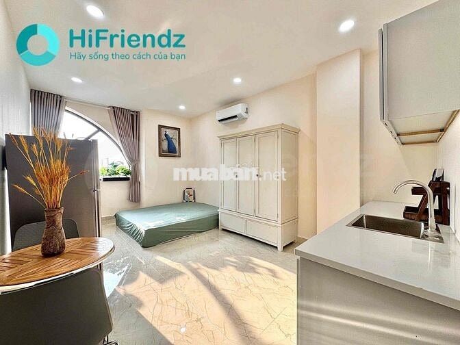 Cho thuê căn hộ cao cấp ngay tại Vạn Phúc - view cửa sổ lớn siêu chill