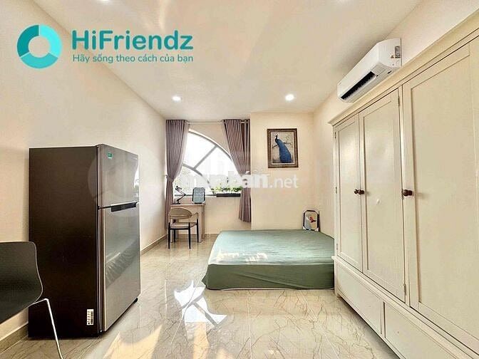 Cho thuê căn hộ cao cấp ngay tại Vạn Phúc - view cửa sổ lớn siêu chill
