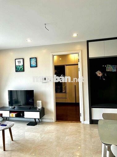 Cho thuê chung cư D'capitale Trần Duy Hưng