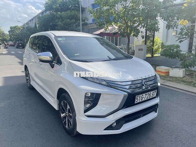 Mitsubishi Xpander 2018 Trắng 26000 km 7 chỗ