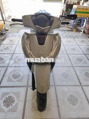 Honda SH125i ABS 2024 Xám 15000 km