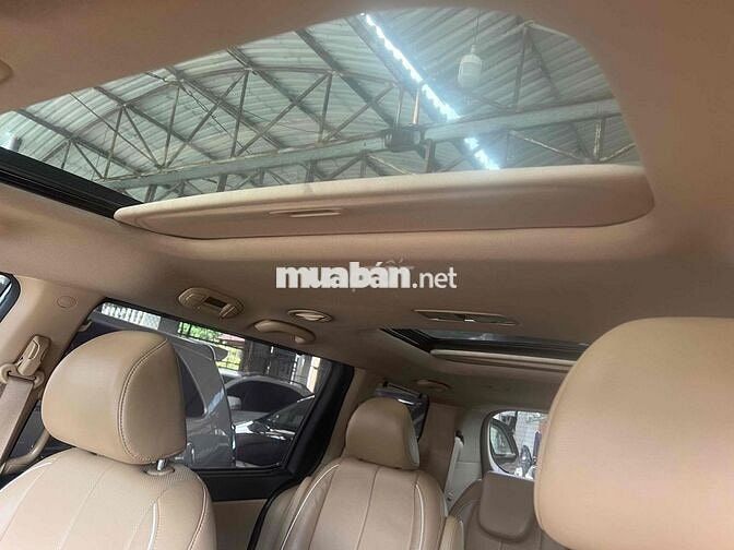 Kia Sedona 2018 Dầu Tự động Đỏ Nhập khẩu