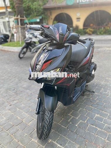 Honda Air Blade 2017 Đen mù xe đẹp máy rin êm