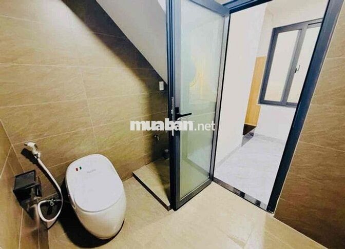 SALE RẺ PHÒNG STUDIO - CÓ THANG MÁY & GÁC