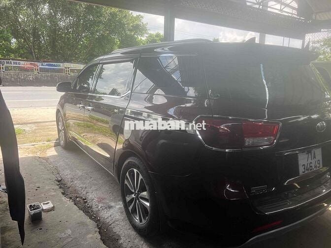 Kia Sedona 2018 Dầu Tự động Đỏ Nhập khẩu