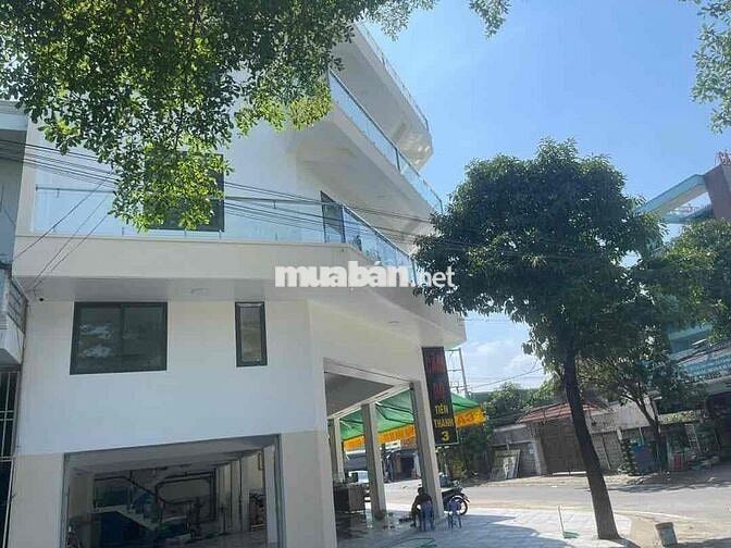bán nhà 2 mặt tiền đang kinh doanh tốt