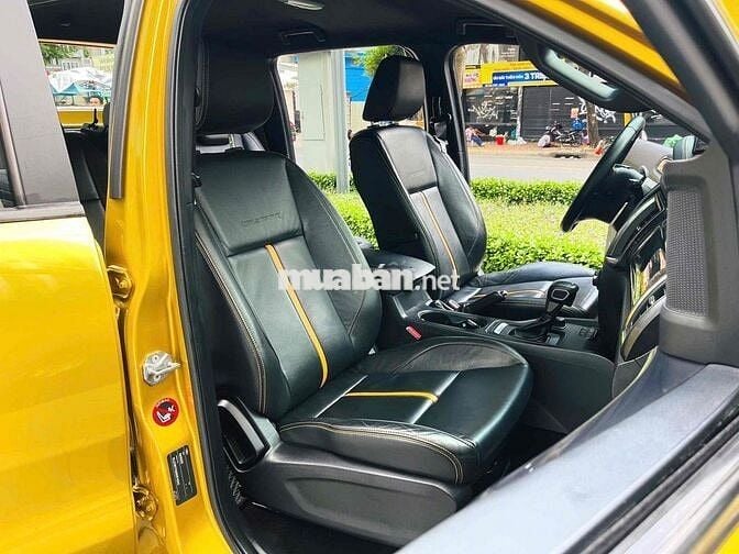 Ford Ranger Wildtrak 2022 Vàng 29.000 km