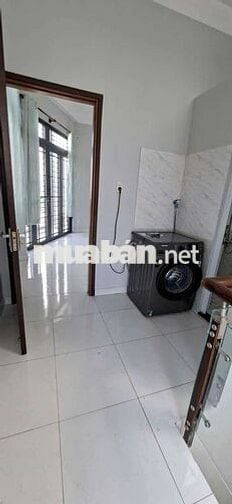 cho thuê nhà full nội thất .7×12m đúc 3lầu.đường bình thành binh tân