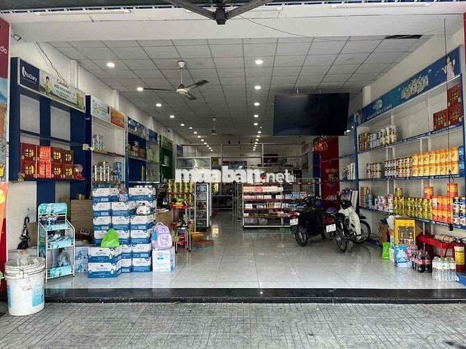 Cho thuê mặt bằng ngay vòng xoay Phú Khương 6,8x25m giá 25 triệu