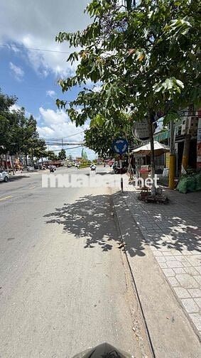 Cho thuê mặt bằng ngay vòng xoay Phú Khương 6,8x25m giá 25 triệu