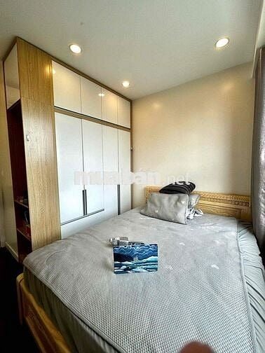 Cho thuê chung cư cao cấp Vinhomes D’Capitale