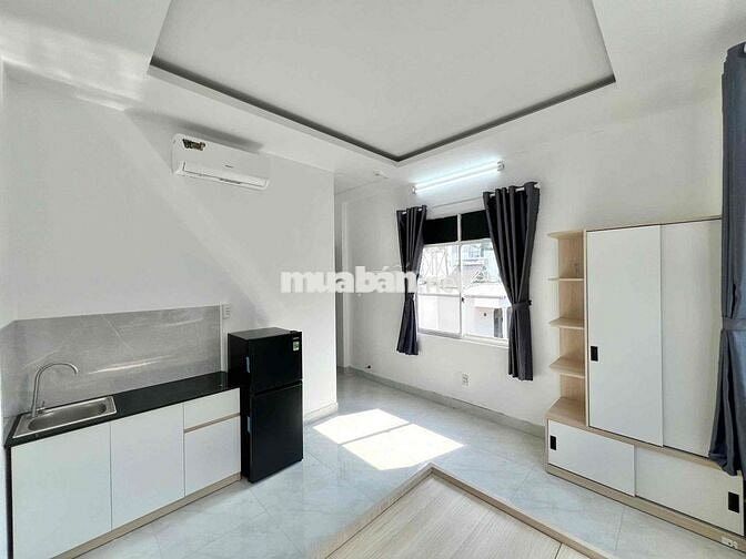 Thuê ngay phòng 25m2 ánh sáng tự nhiên ngay chợ Bà Chiểu giáp Quận 1,3