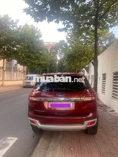 Ford Everest Titanium 1 cầu 2020 Đỏ 130.000 km