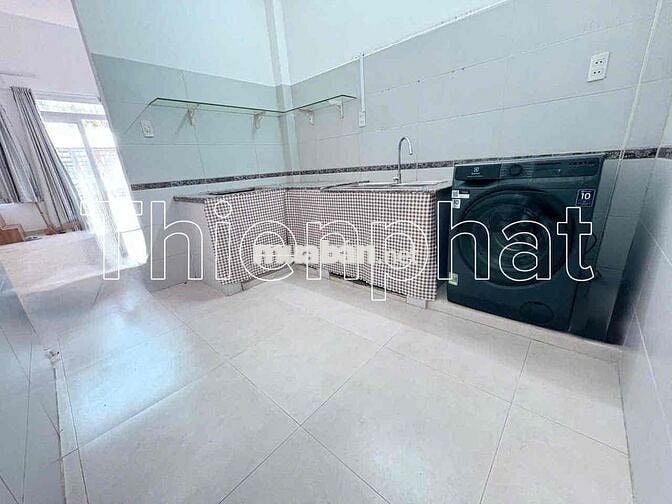 Nguyên căn nhà mới full nt gần lotter quận 7
