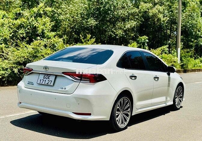 Toyota Corolla Altis 1.8V 2022 Trắng