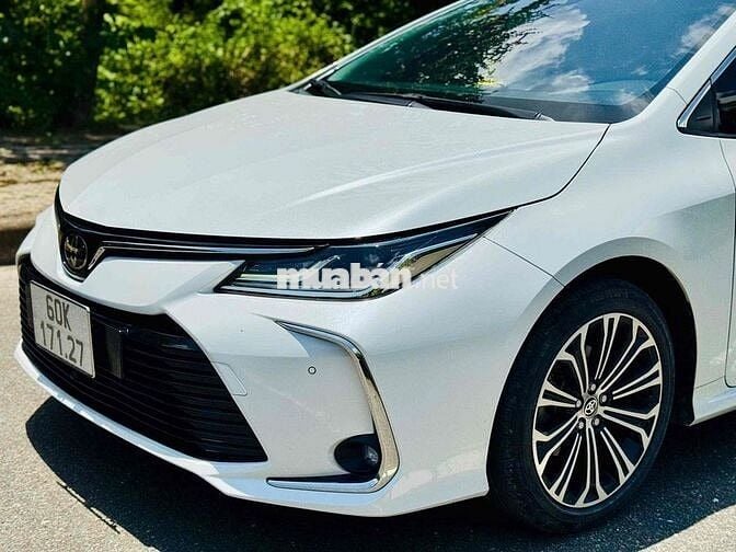 Toyota Corolla Altis 1.8V 2022 Trắng