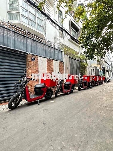 Tuyển Nhân Viên Bán Cà Phê Di Động