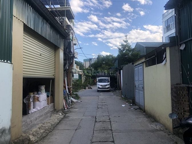 Nguyễn Văn Linh – Ô TÔ Tr – 79 M2 – Đất – MT 5 M – Giá 13.4 Tỷ. 