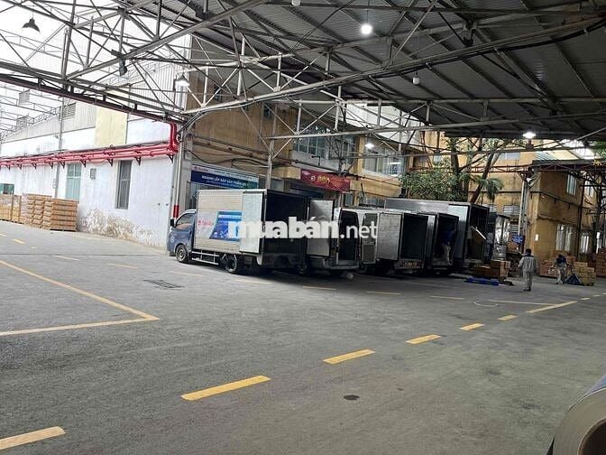TUYỂN LÁI XE BẰNG C1-B2