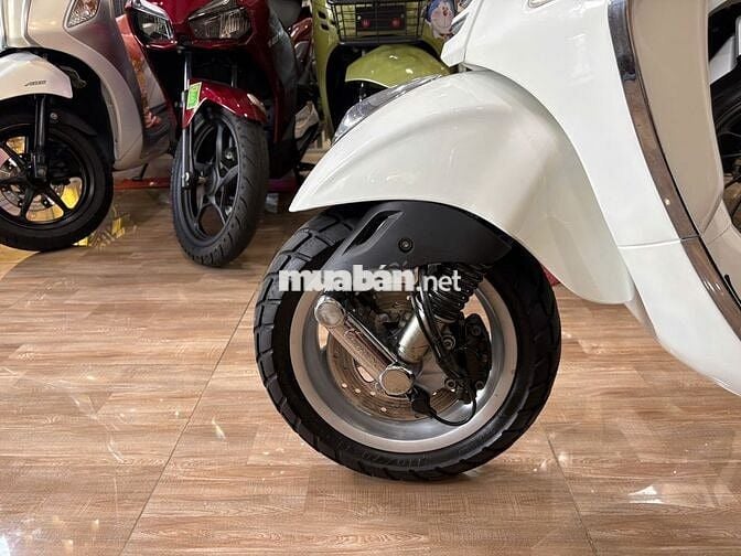 Piaggio Vespa 125cc 2015 bs 60f1-70908