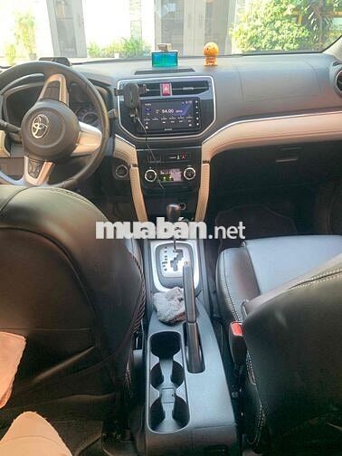 Toyota Rush 2018 Trắng 7 chỗ 33.070km