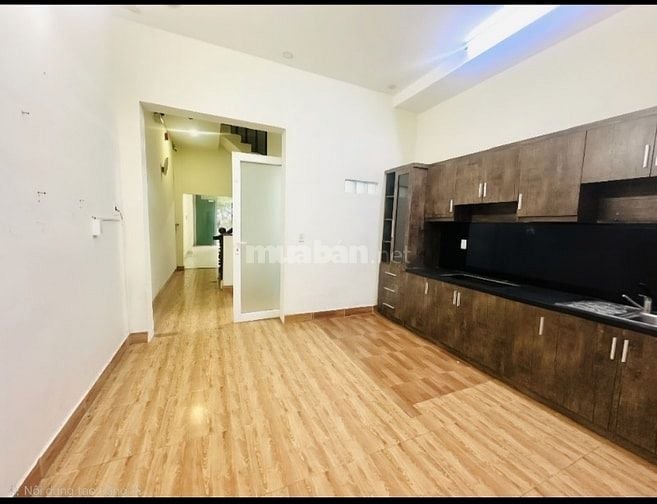 4 tầng view công viên  khu dân cư Bông Sao phường 5 quận 8