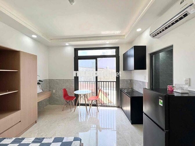 Cho thuê phòng Căn Hộ Dịch Vụ gần Công Viên Làng Hoa