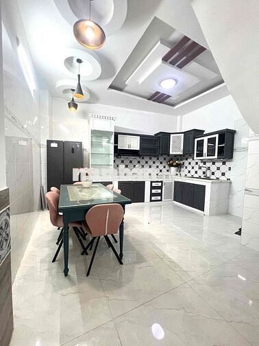 Nhà Phố 1/ Quang Trung 3 Lầu 5PN 7WC Mới Keng 17tr