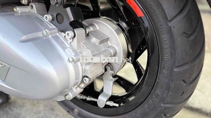 Vespa Sprint Model 2026  Bản đặc biệt mùa lễ hội